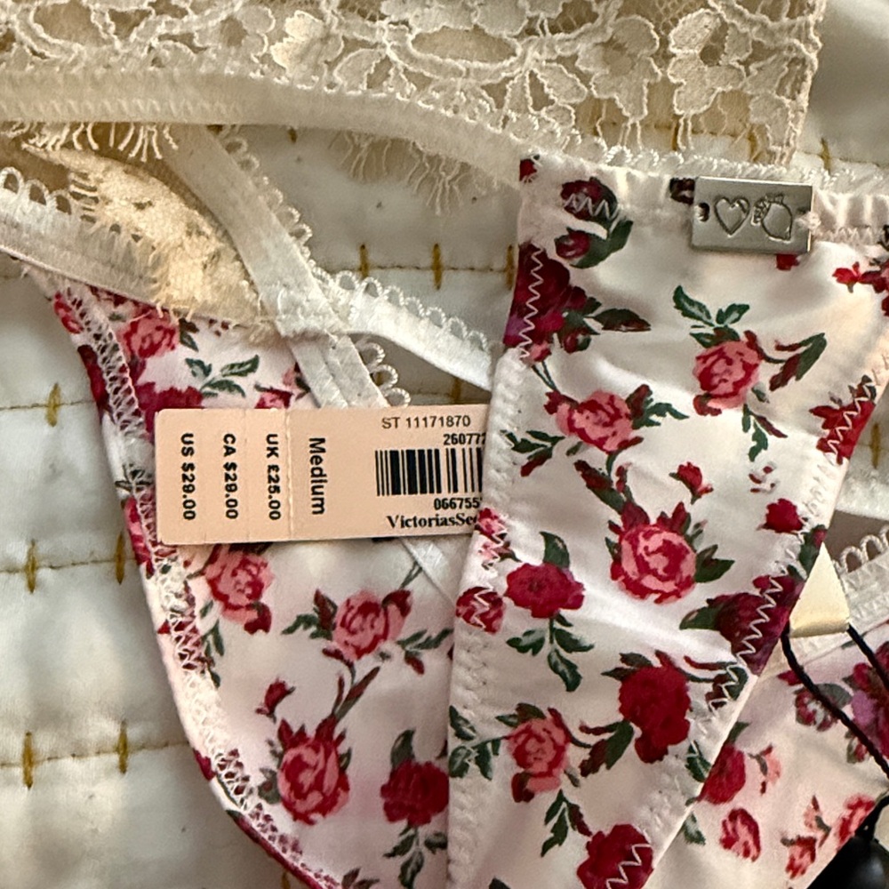 Victoria's Secret Lace Panty Collection - holiday christmas huge bundle - M - Picture 16 of 16